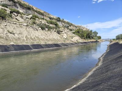 The Rimrocks cliffs above an irrigation canal in Billings