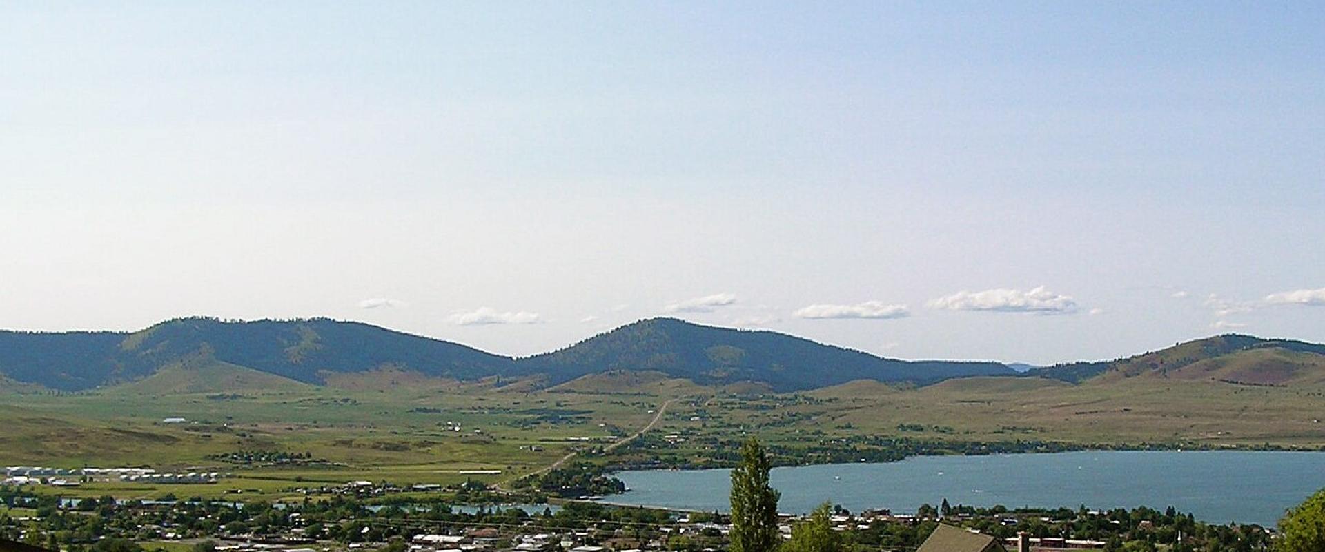 Polson on the south shore of Flathead Lake