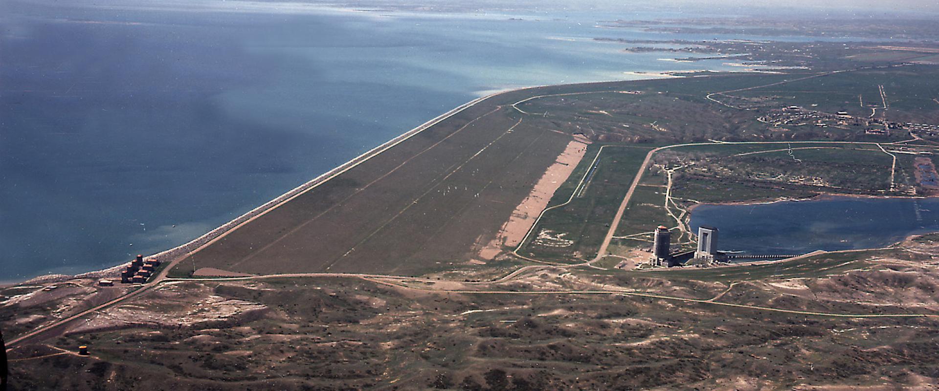 Fort Peck Dam (Fort Peck Montana) 1986 01