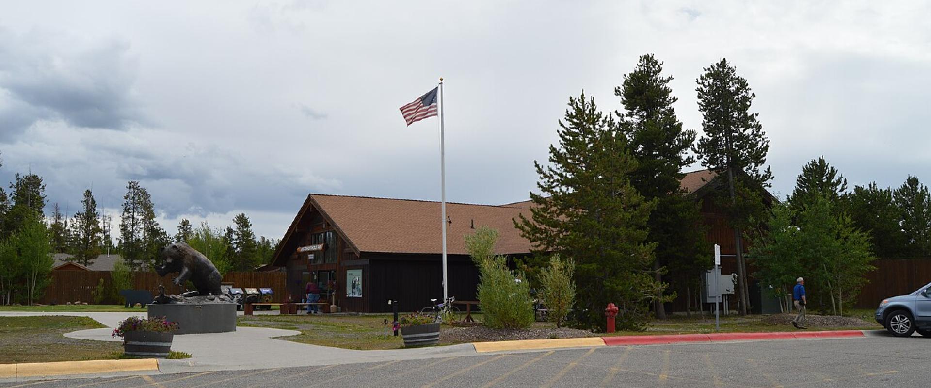Grizzly & Wolf Discovery Center, West Yellowstone, Montana