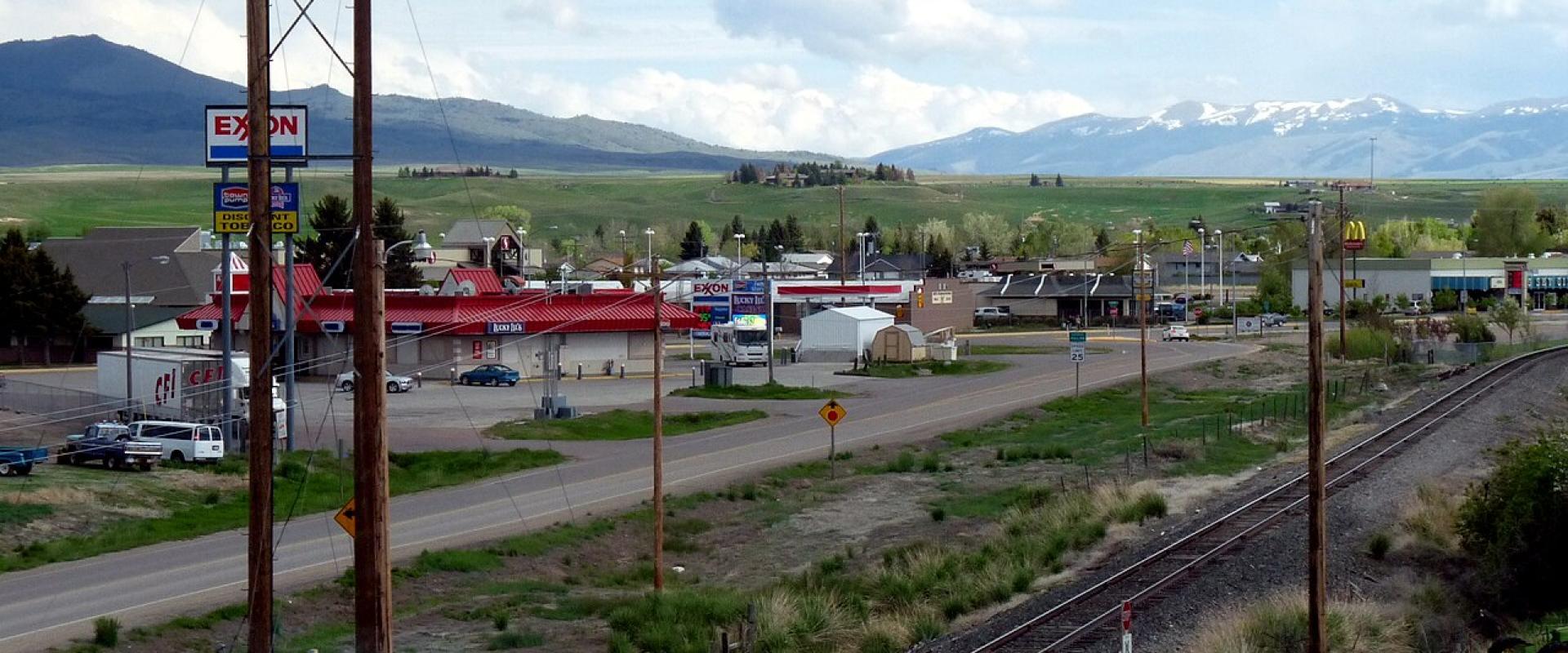 Montana on a Budget: Taxes, Passes, Free Sights and Camping